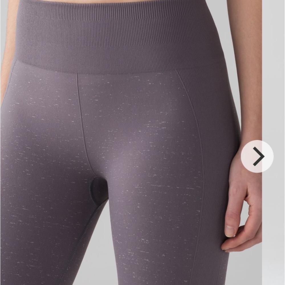 Lululemon Free To Flow Crop 17” Magnum/White size 6 - Picture 3 of 15